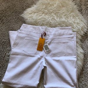 Ruby Rd. Jeans - Crisp white Jeggings by Ruby Rd. Size 16 Ruby Rd. Jeans - Crisp white Jeggings by Ruby Rd. Size 16